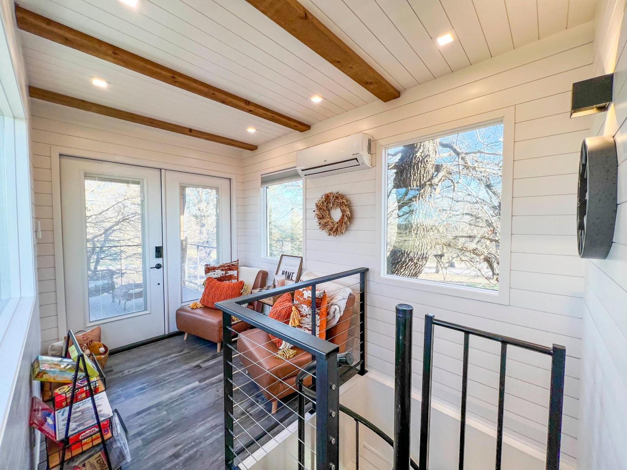 New The Flagship 2 Story Container Home Waco Extérieur photo
